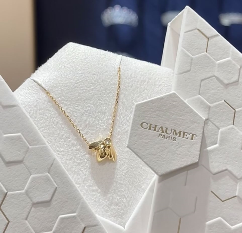 CHAUMET